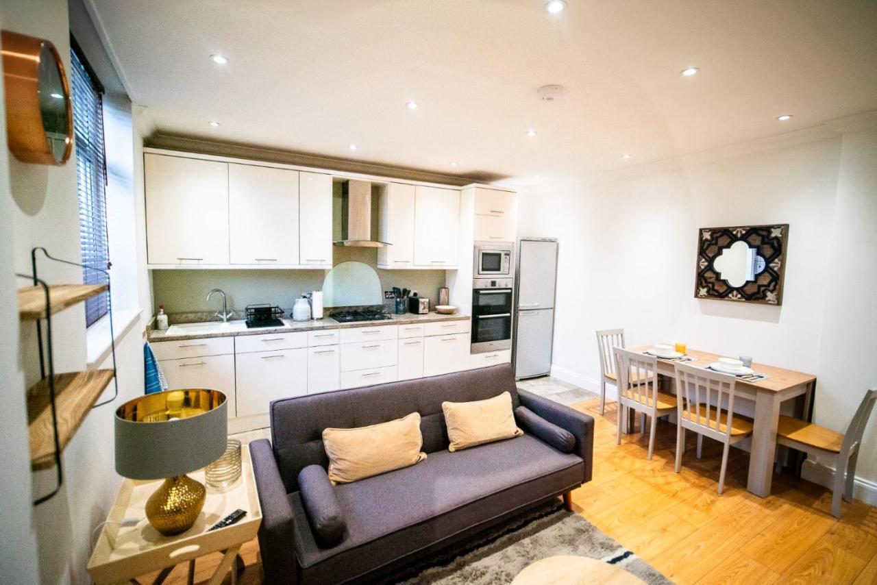 Stay With Serena Homes , One Bedroom Apartment Purley Exteriör bild